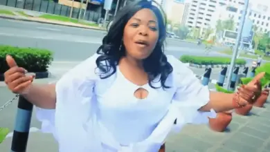 Flora Mwenda – Amefanya Yesu